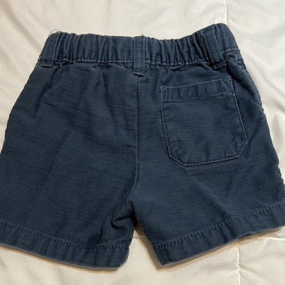 Carter’s 9 Mos Baby Boy Shorts - Picture 2 of 4